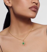 Esra Floral Diamond Pendant Set White Gold Esra Floral Diamond Pendant Set White Gold