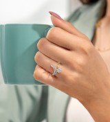 The Tepo 18kt Diamond Yellow Gold Ring The Tepo 18kt Diamond Yellow Gold Ring